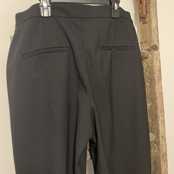 H&M Black Flared Leg Women’s Slacks - Picture 6 of 9